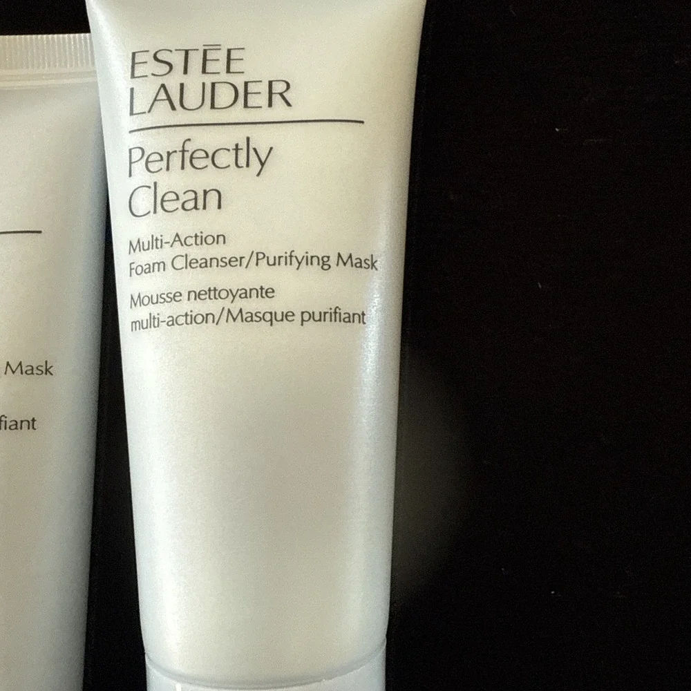 4  Estee Lauder Perfectly Clean multi-action Foam Cleanser 1 oz ‎ (4778)